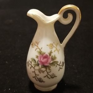 World Gifts Souvenir, mini pitcher